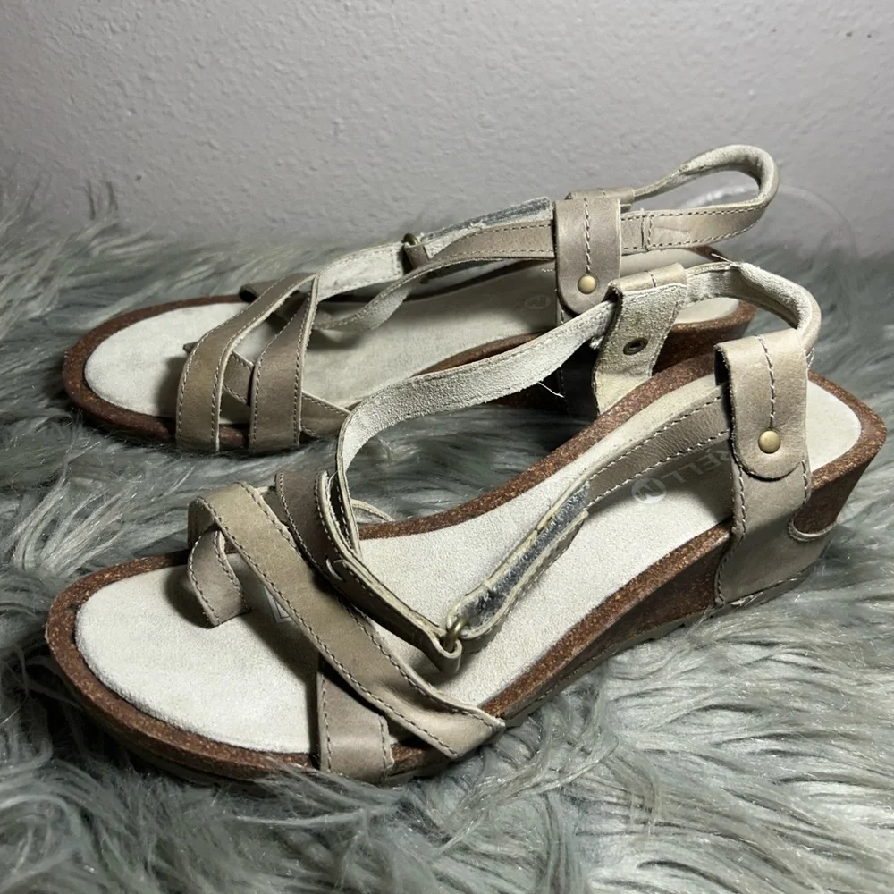 Merrell Revalli Aura Wedge Sandal - Women's Taupe Strappy Sandals Size 7 - Picture 2 of 11